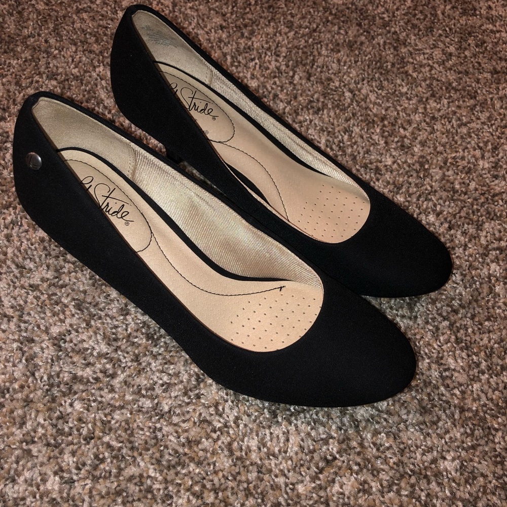 Life Stride Black Parigi Pump